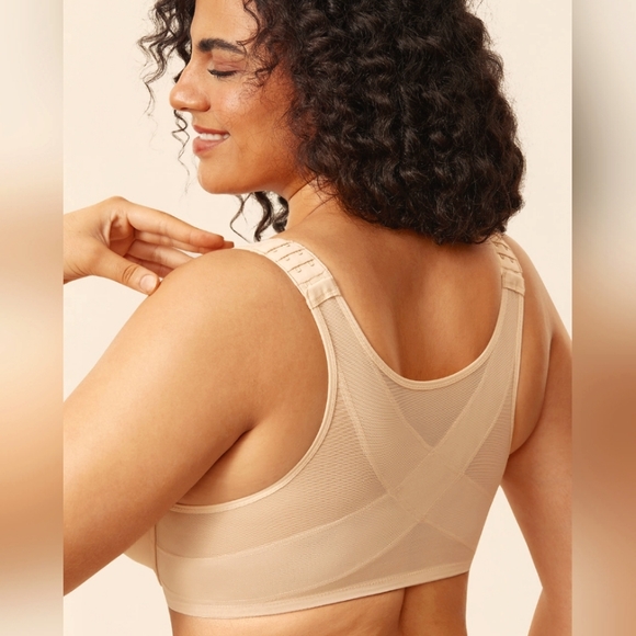 Delimira Front Closure Posture Bra (W698) - Size 38B - Picture 3 of 7